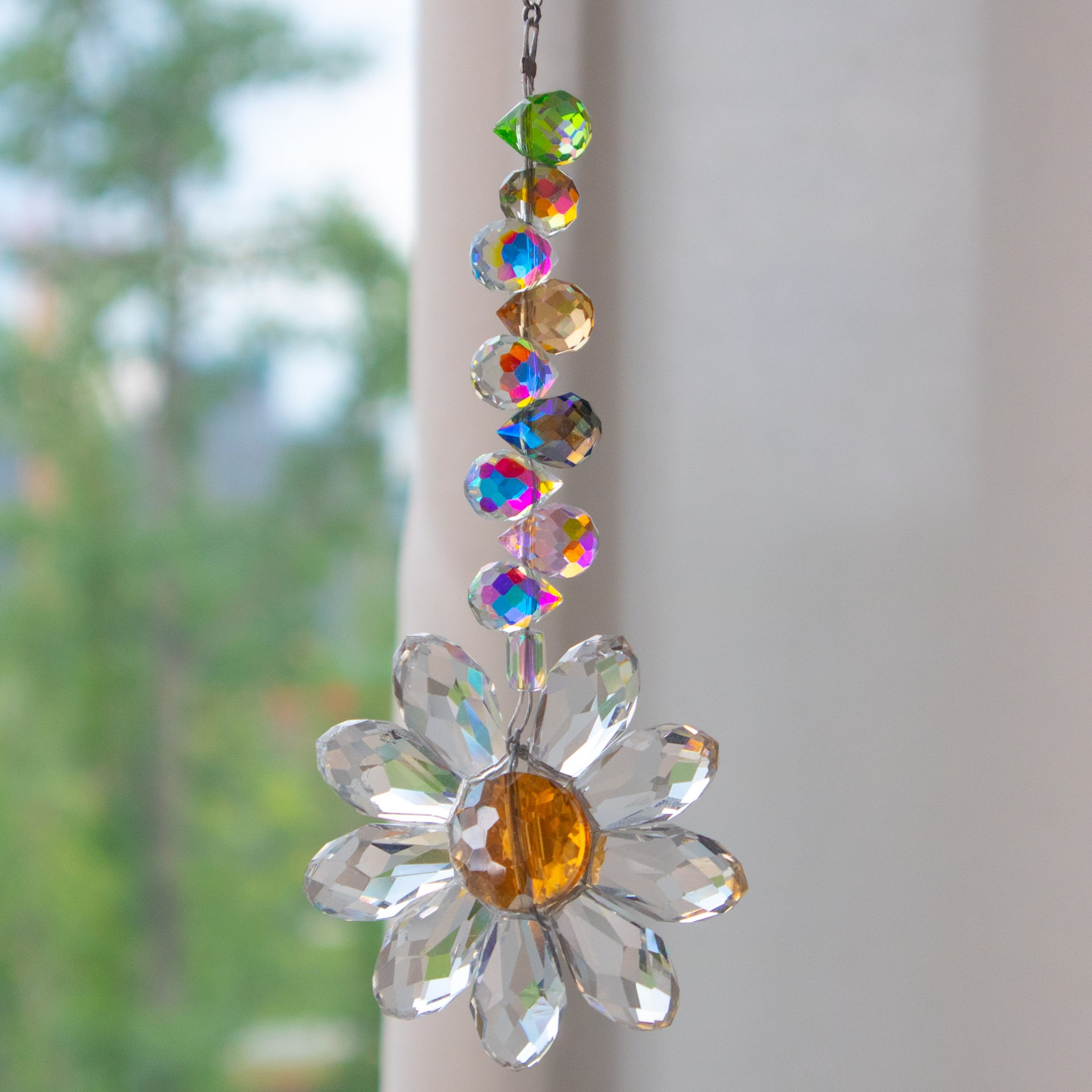 Home Decor Daisy - Daisy K9 Crystal Sun Catcher Window