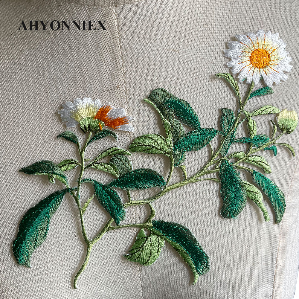 Home Decor Daisy - 1 Piece Iron on Embroidery Patch