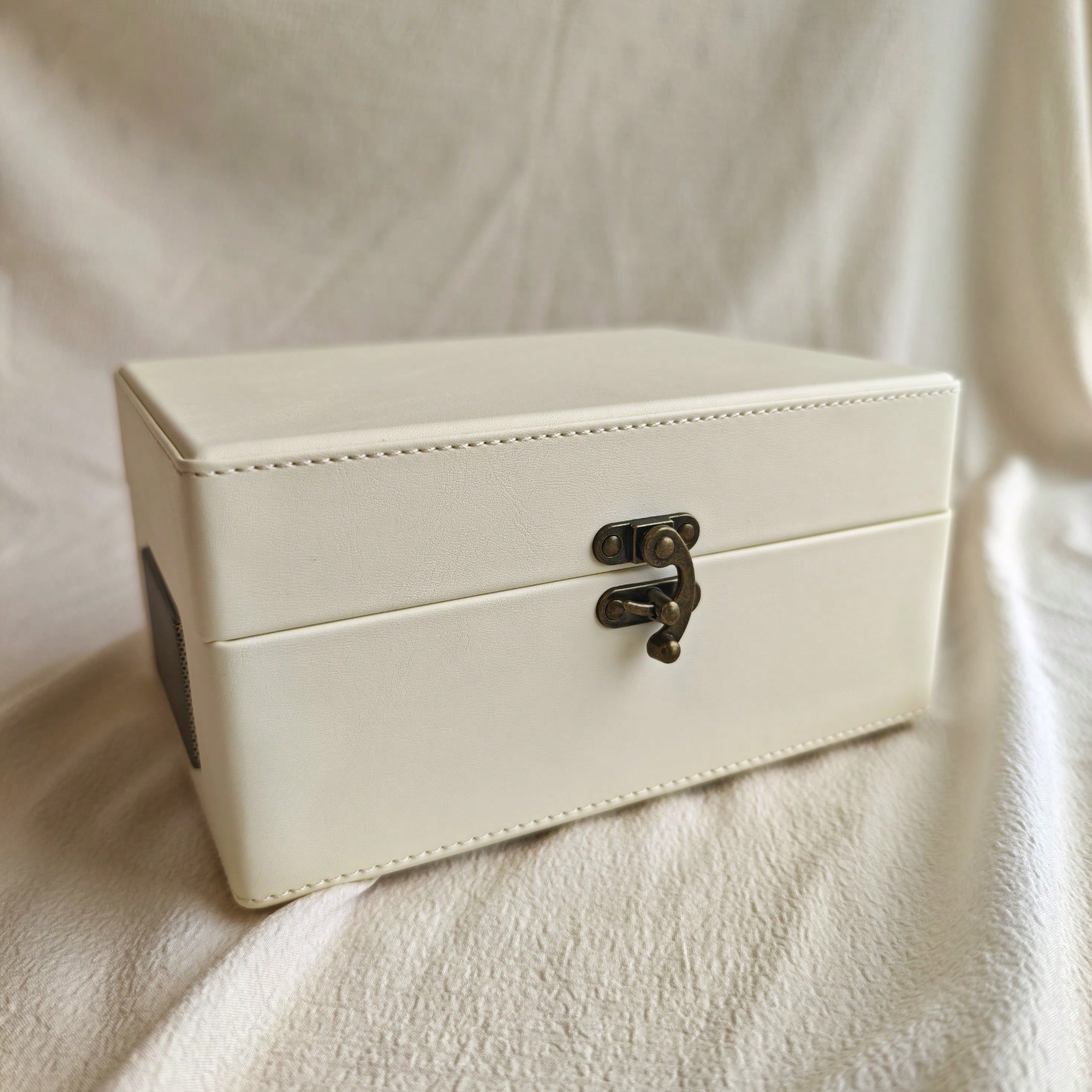Rechargeable Leather CD Player - Home Decor Range reseña y precio